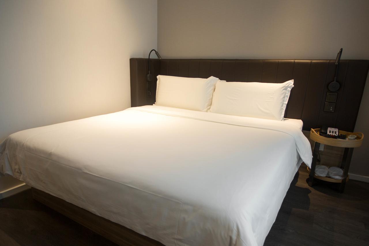 Hanting Premium Hotel Shanghai Plaza 66 Exterior photo